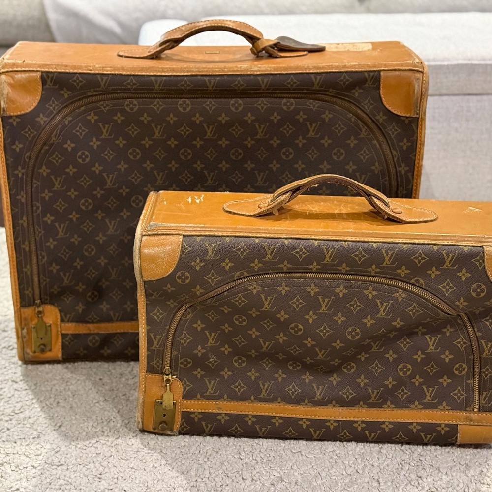Louis Vuitton 2  Piece set of Luggage